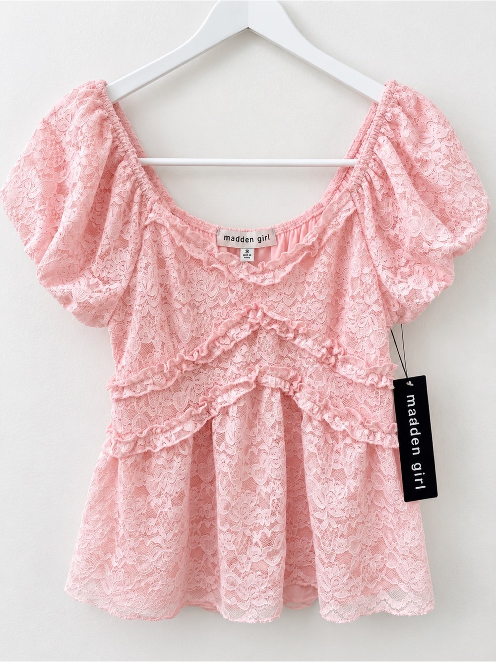 Madden Girl Blush Pink Lace Ruffle Puff Sleeve Top